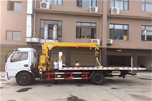 勃利附近汽车轮胎更换